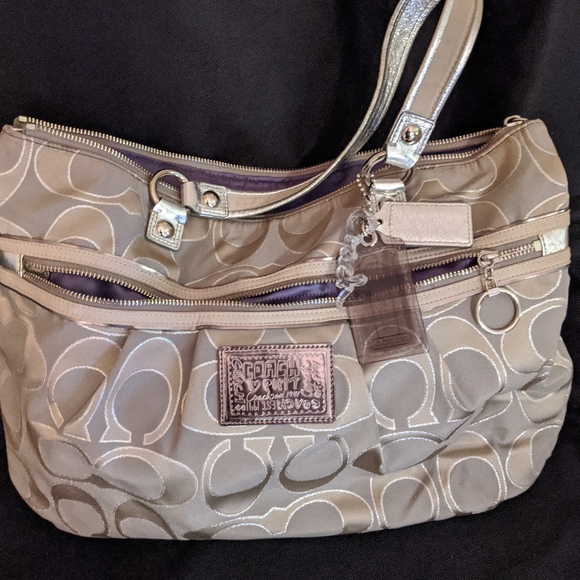 Coach Poppy Silver Purse